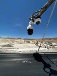 Instalación de cámara PTZ en bodega industrial Antofagasta